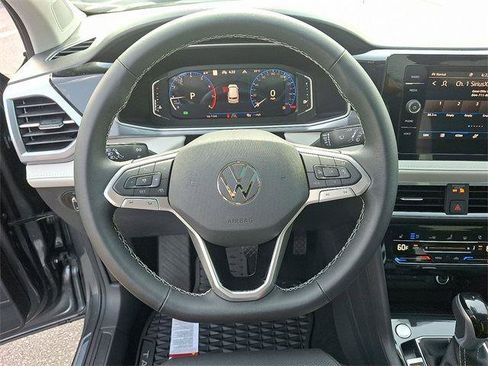 New 2025 Volkswagen Taos SEL image 17