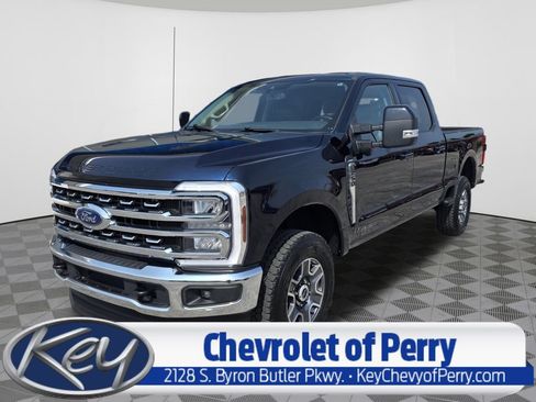 Used 2024 Ford F250 Lariat AWD/4WD image 1