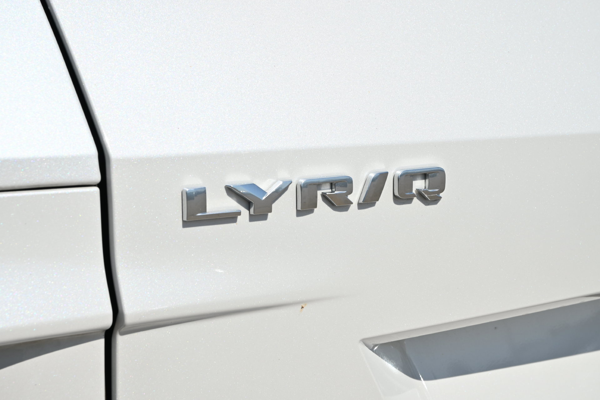 Used 2024 Cadillac Lyriq Tech RWD image 21