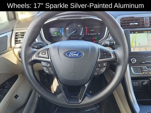 Used 2019 Ford Fusion SE image 33