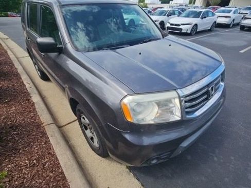 Used 2015 Honda Pilot LX image 7