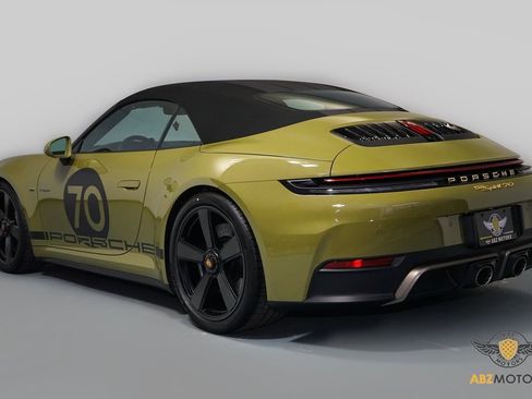 Used 2026 Porsche 911 Carrera 4 GTS image 7