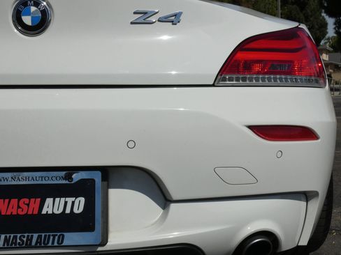Used 2015 BMW Z4 sDrive35is image 10