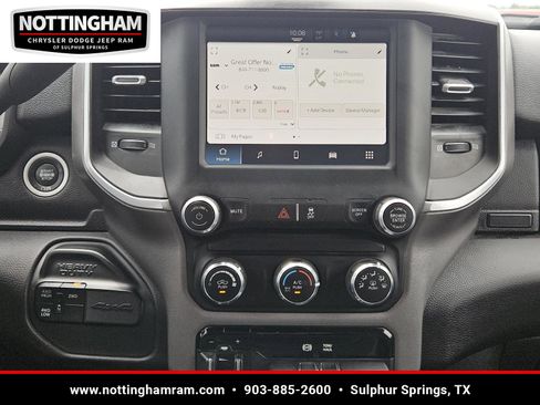 Used 2024 RAM 2500 Big Horn AWD/4WD image 12