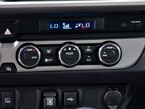 Certified 2023 Toyota Tacoma SR5 AWD/4WD image 21