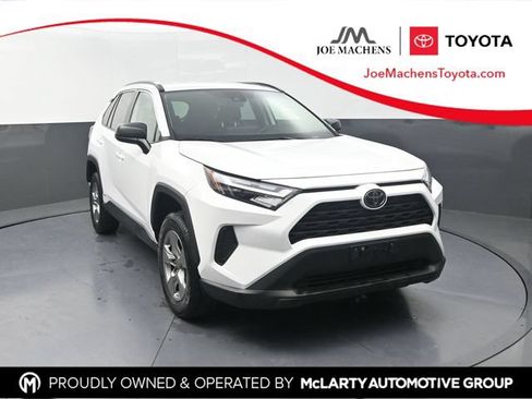 Used 2025 Toyota RAV4 LE AWD/4WD image 1
