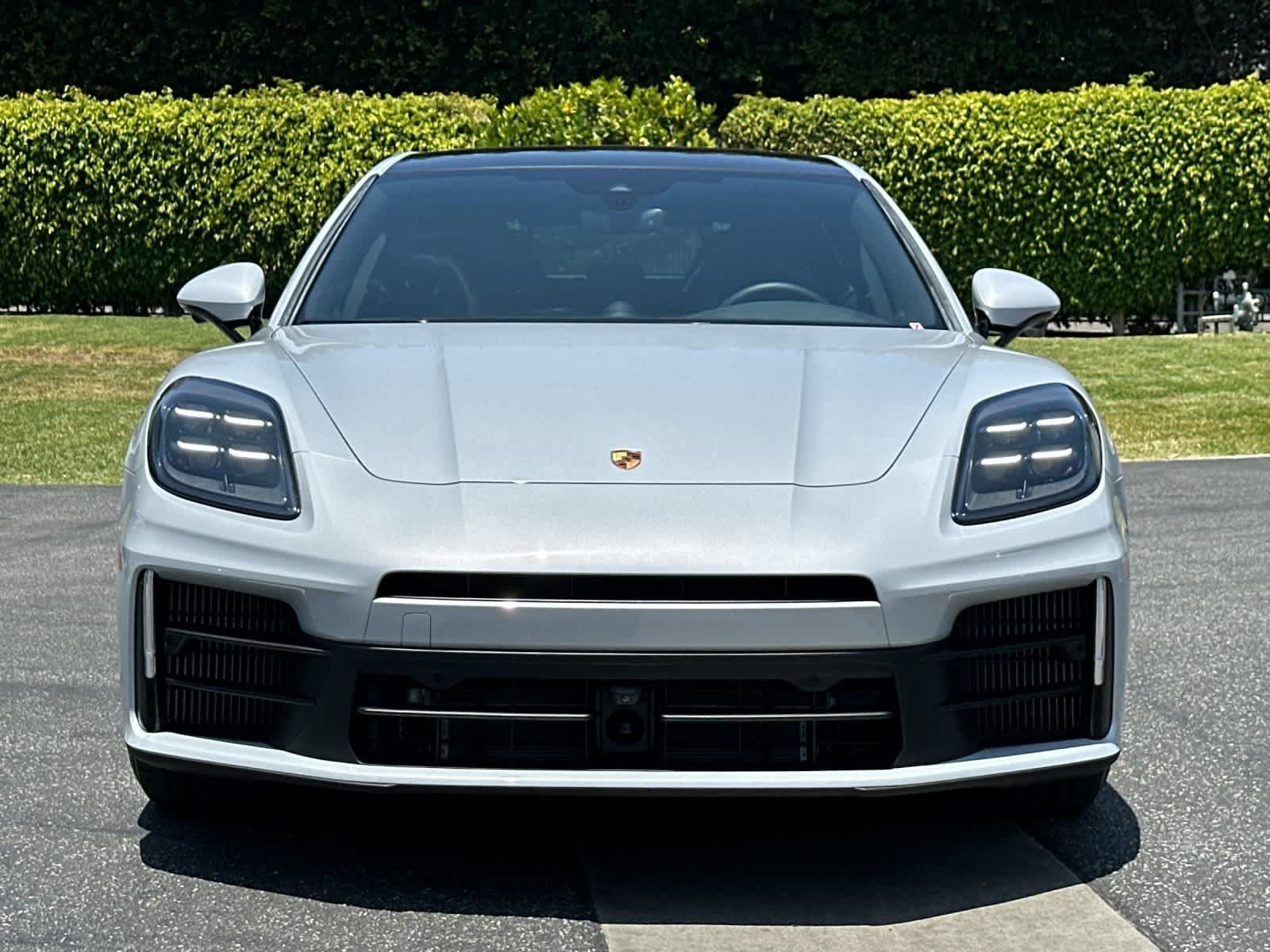 Certified 2025 Porsche Panamera 4 AWD/4WD image 11