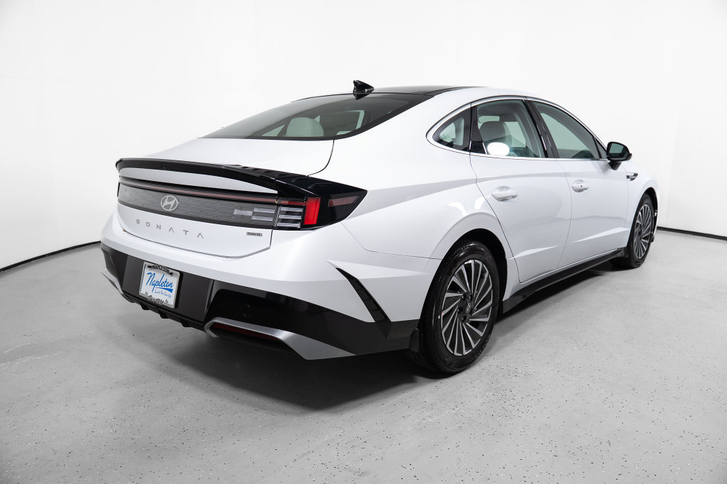 New 2026 Hyundai Sonata SEL FWD image 8