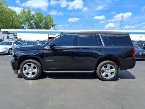 Used 2020 Chevrolet Tahoe LS w/ Enhanced Driver Alert Package image 2