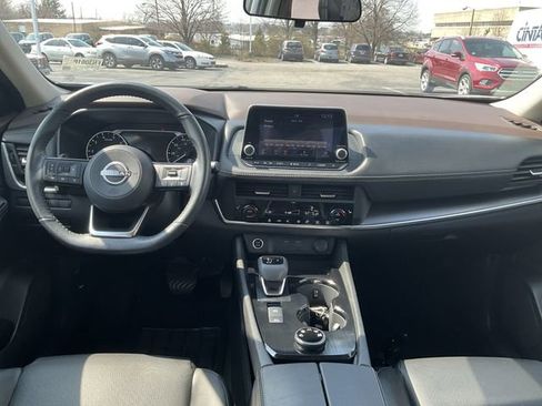 Certified 2023 Nissan Rogue SV w/ SV Premium B Package image 13