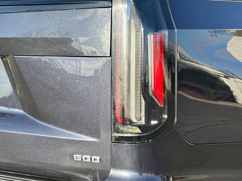 Used 2023 Cadillac Escalade Sport image 31