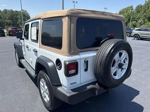 Used 2022 Jeep Wrangler Unlimited Sport AWD/4WD image 4