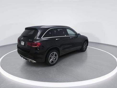 Used 2022 Mercedes-Benz GLC 300 4MATIC image 8