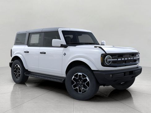 New 2026 Ford Bronco Outer Banks AWD/4WD image 7