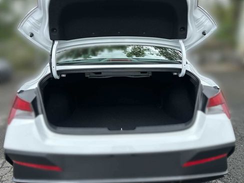 New 2026 Hyundai Elantra Sport image 19