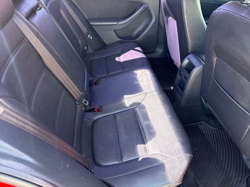 Used 2014 Volkswagen Jetta SE image 32