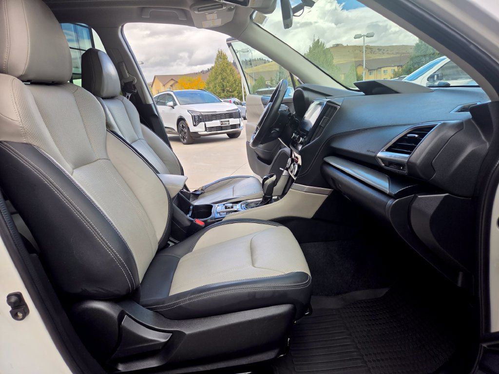 Used 2020 Subaru Forester Limited w/ Popular Package #3 AWD/4WD image 22