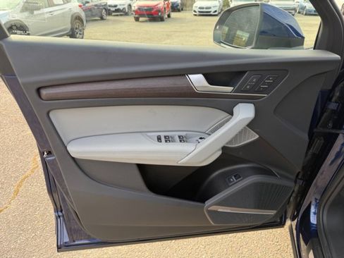 Used 2022 Audi Q5 2.0T Premium Plus w/ Premium Plus Package image 21