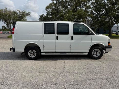 Used 2025 GMC Savana 2500 w/ Driver Convenience Package RWD image 8