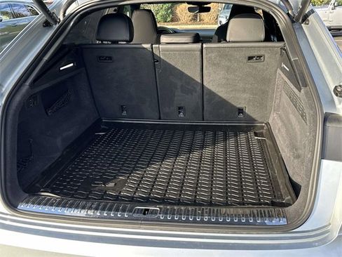 Used 2024 Audi SQ8 Prestige w/ Prestige Package image 11