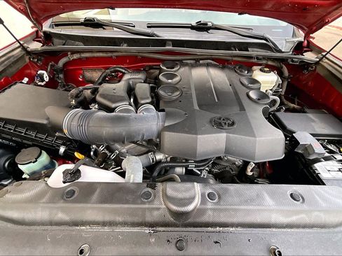 Used 2019 Toyota 4Runner SR5 Premium image 31