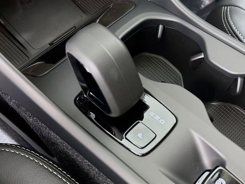 New 2026 Volvo XC40 B5 Core image 17