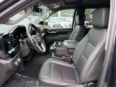 Used 2025 GMC Sierra 1500 SLT AWD/4WD image 22