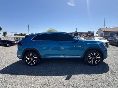 Used 2025 Volkswagen Atlas Cross Sport SEL Premium R-Line AWD/4WD image 4