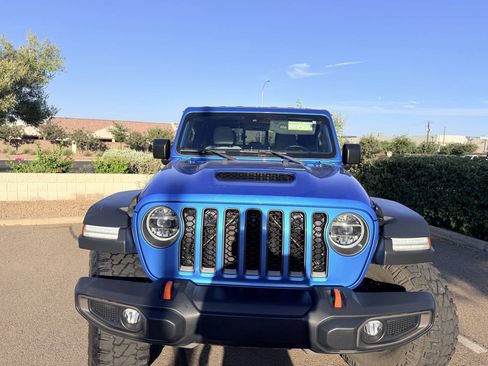 Used 2021 Jeep Gladiator Mojave AWD/4WD image 2