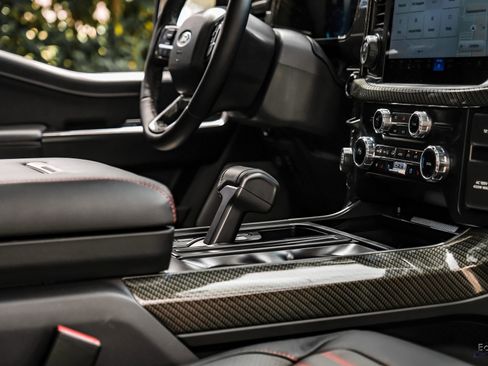 Used 2025 Ford F150 Lariat w/ Equipment Group 501A Mid image 58