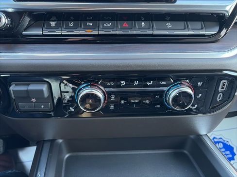 New 2026 GMC Sierra 2500 SLT w/ SLT Premium Package image 23