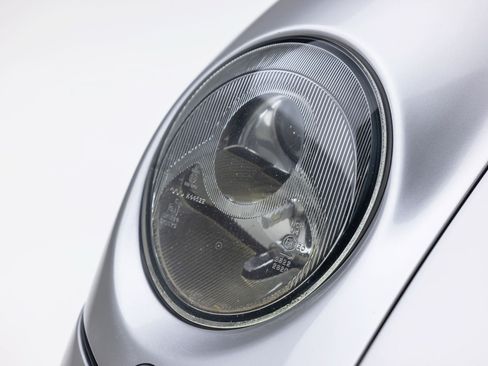 Used 1998 Porsche 911 Carrera S RWD image 28