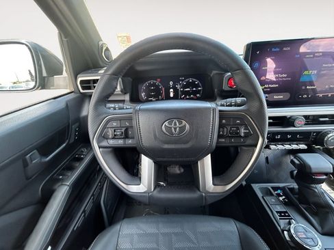 Used 2026 Toyota 4Runner TRD Off-Road Premium AWD/4WD image 13