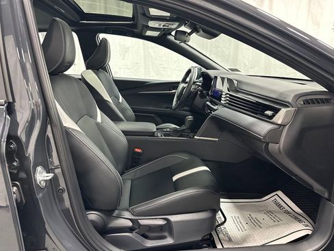 Used 2026 Toyota Camry SE FWD image 62