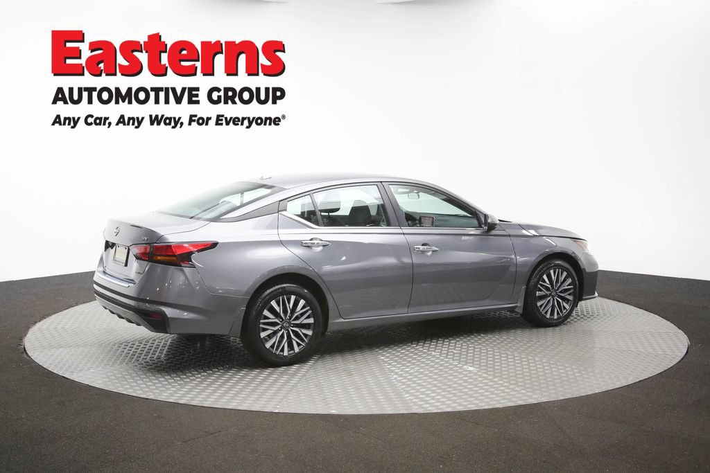 Used 2023 Nissan Altima 2.5 SV AWD/4WD image 43