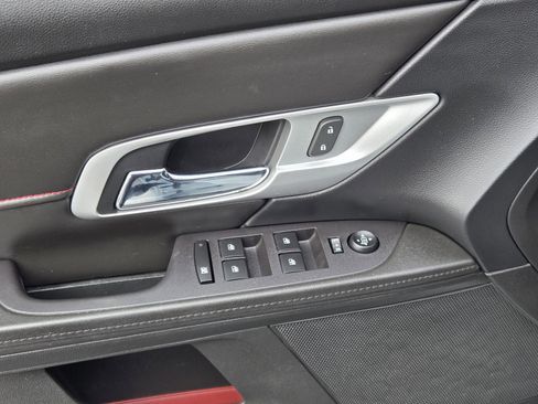 Used 2017 GMC Terrain SLE image 17