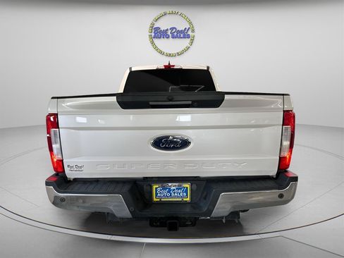 Used 2019 Ford F250 Lariat w/ Lariat Ultimate Package AWD/4WD image 3