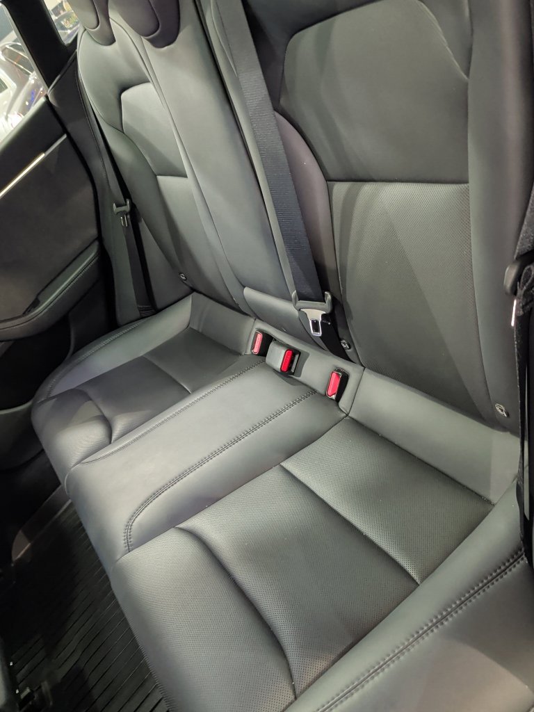Used 2025 Tesla Model 3 Long Range RWD image 6