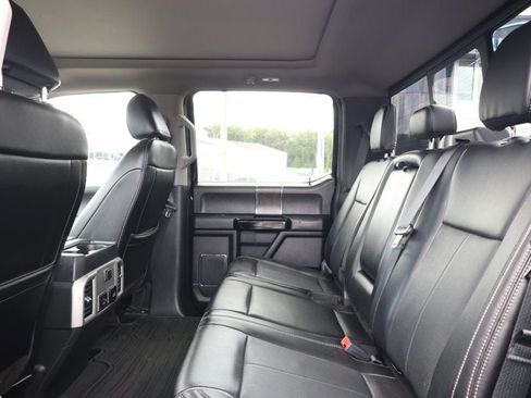 Used 2021 Ford F250 Lariat w/ Lariat Ultimate Package AWD/4WD image 21