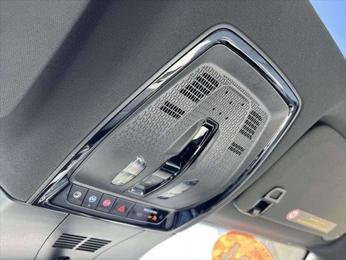 Certified 2024 Cadillac Lyriq Luxury image 32