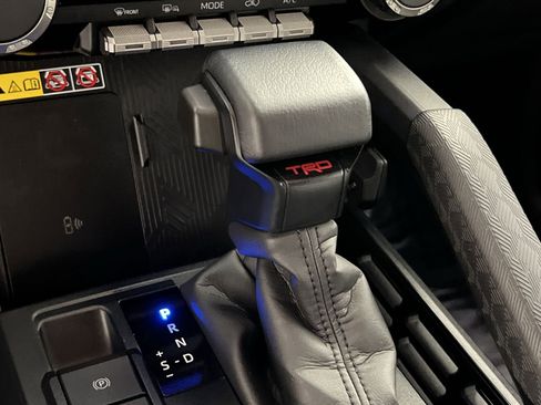 Used 2025 Toyota 4Runner TRD Off-Road image 23