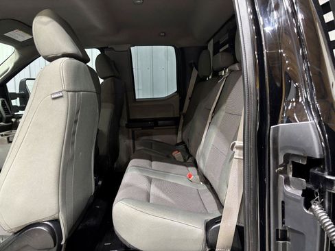 Used 2018 Ford F250 XL w/ Power Equipment Group AWD/4WD image 13