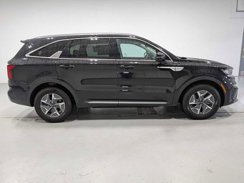 Certified 2022 Kia Sorento S AWD/4WD image 7