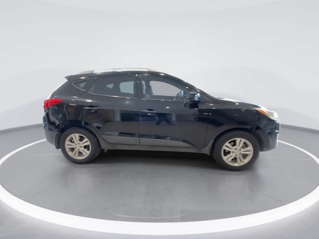 Used 2011 Hyundai Tucson GLS AWD/4WD image 9