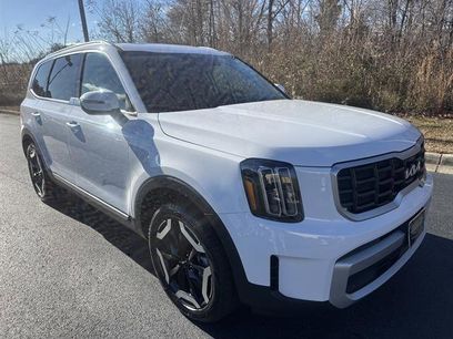 New 2025 Kia Telluride S