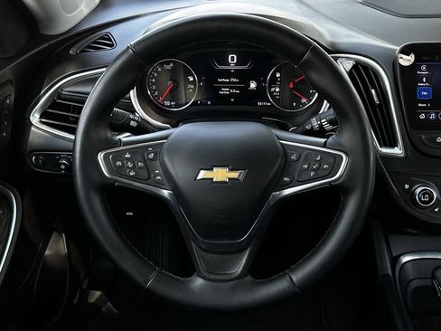 Used 2024 Chevrolet Malibu LT FWD image 13