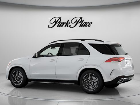 Used 2024 Mercedes-Benz GLE 350 4MATIC image 11