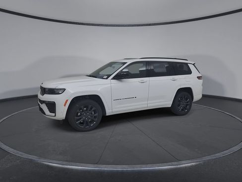 New 2026 Jeep Grand Cherokee L Limited AWD/4WD image 6