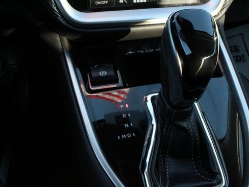 Certified 2025 Subaru Outback Premium image 41