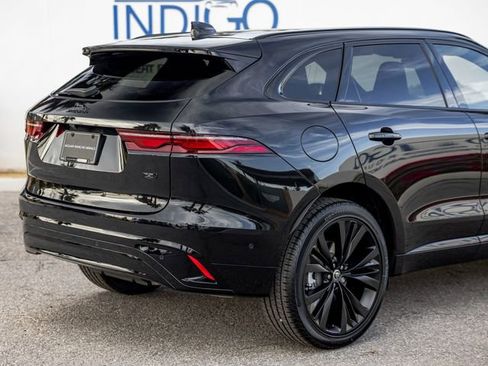 New 2026 Jaguar F-PACE R-Dynamic S image 7